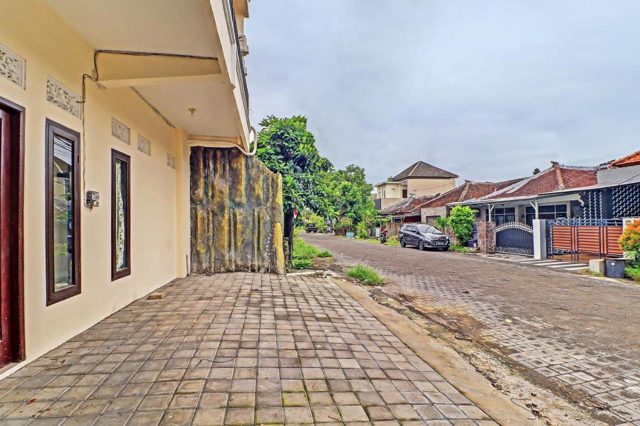 Oyo 91864 Holistic Stay Jimbaran Экстерьер фото