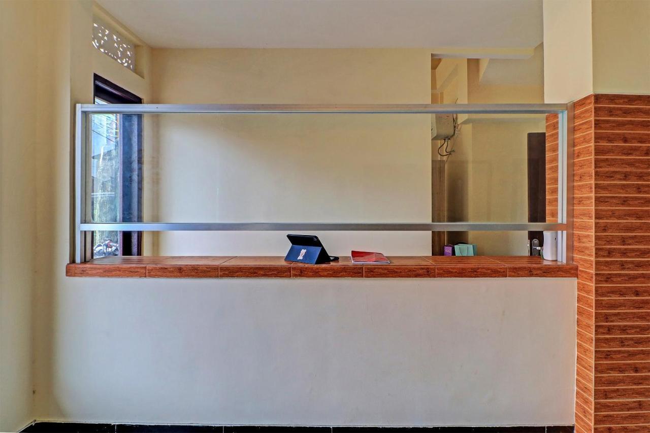 Oyo 91864 Holistic Stay Jimbaran Экстерьер фото
