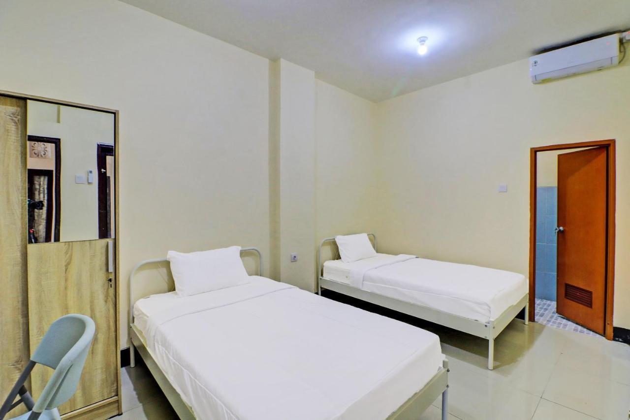 Oyo 91864 Holistic Stay Jimbaran Экстерьер фото